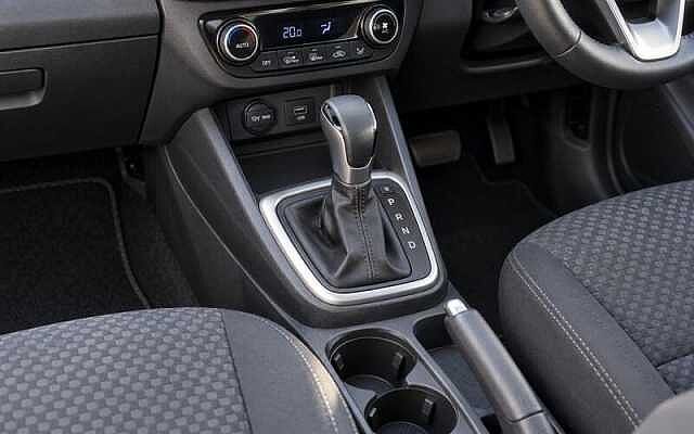 Hyundai I10 1.2 Premium Hatchback 5dr Petrol Auto Euro 6 (s/s) (84 ps) Phantom Black