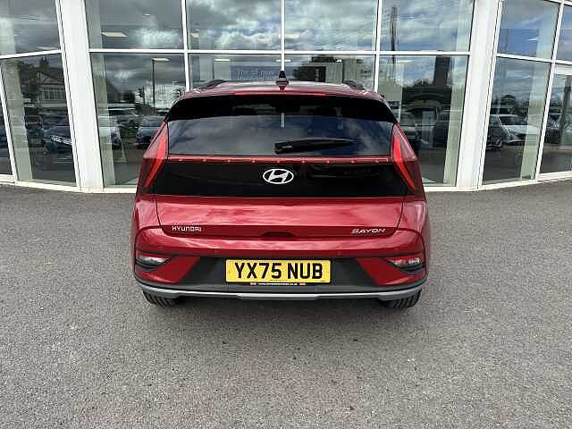 Hyundai BAYON 1.0 TGDi Premium 5dr DCT Dragon Red