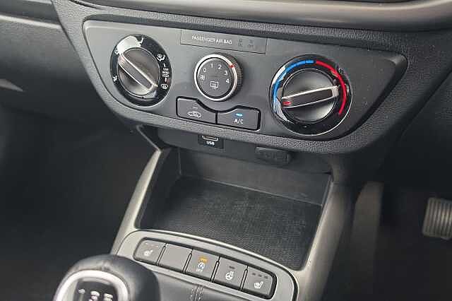 Hyundai I10 1.2 MPi Premium 5dr Silver
