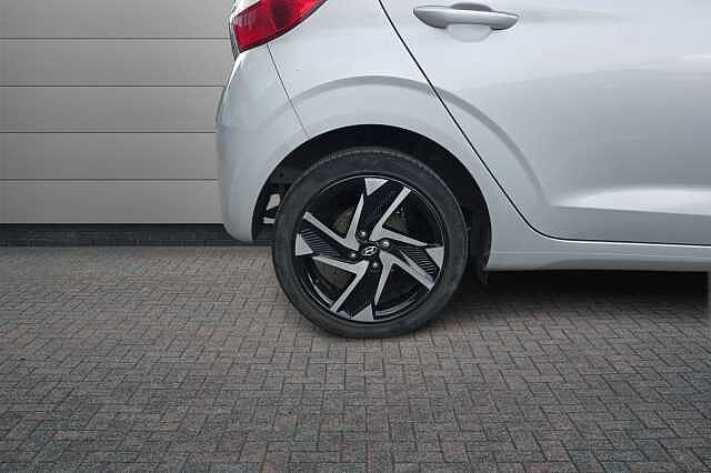 Hyundai I10 1.2 MPi Premium 5dr Silver