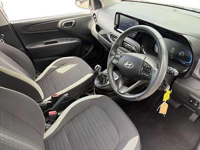 Hyundai I10 1.0 Advance Hatchback 5Dr Petrol Auto Euro 6 (S/S) (67 Ps) Atlas White