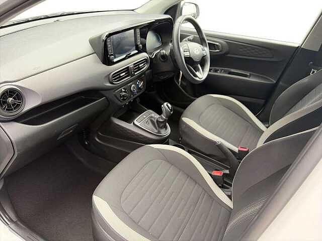 Hyundai I10 1.0 Advance Hatchback 5Dr Petrol Auto Euro 6 (S/S) (67 Ps) Atlas White
