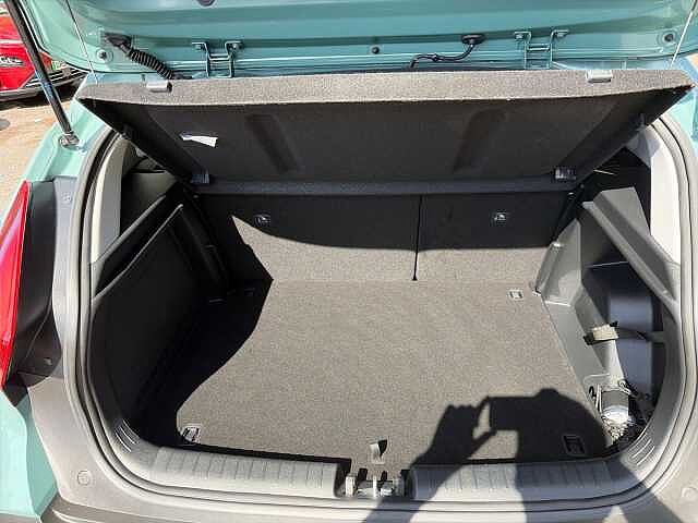Hyundai BAYON 1.0 T-Gdi Mhev Premium Suv 5Dr Petrol Hybrid Dct Euro 6 (S/S) (100 Ps) Mangrove Green