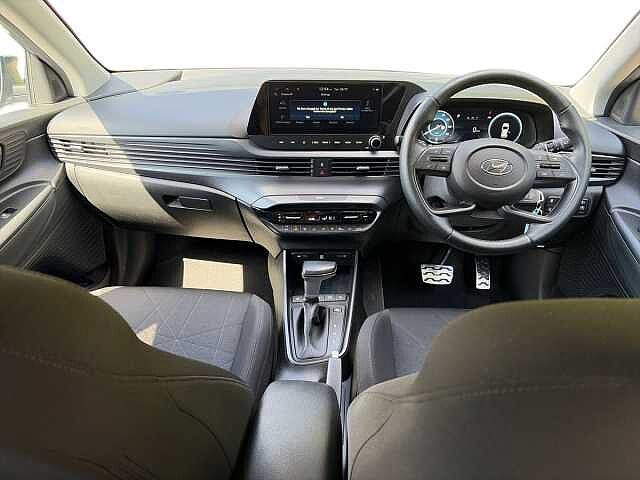 Hyundai BAYON 1.0 T-Gdi Mhev Premium Suv 5Dr Petrol Hybrid Dct Euro 6 (S/S) (100 Ps) Mangrove Green