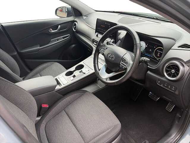 Hyundai KONA 64Kwh Premium Suv 5Dr Electric Auto (10.5Kw Charger) (204 Ps) Jungle Green