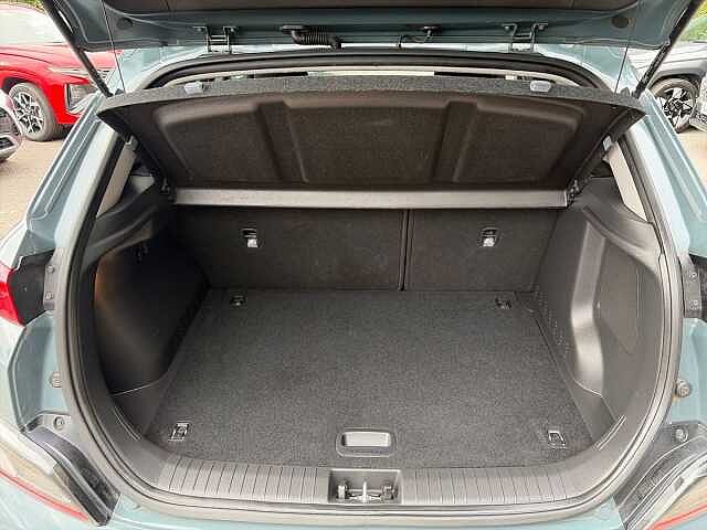 Hyundai KONA 64Kwh Premium Suv 5Dr Electric Auto (10.5Kw Charger) (204 Ps) Jungle Green