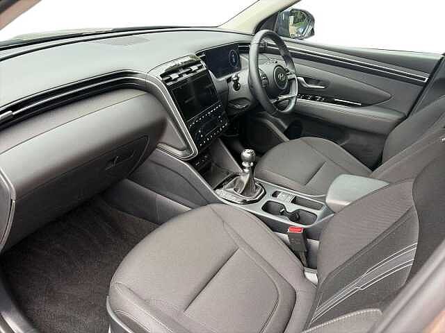 Hyundai TUCSON 1.6 T-Gdi Premium Suv 5Dr Petrol Manual Euro 6 (S/S) (150 Ps) Silky Bronze
