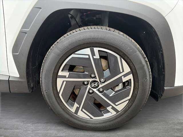 Hyundai TUCSON 1.6 T-Gdi Advance Suv 5Dr Petrol Hybrid Auto Euro 6 (S/S) (215 Ps) Atlas White