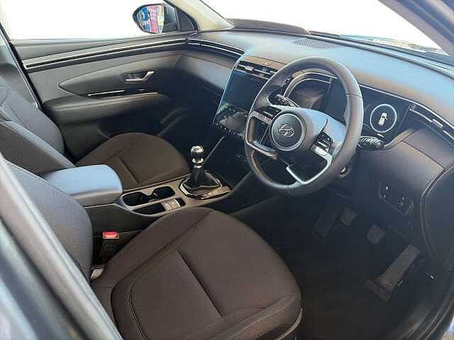 Hyundai TUCSON 1.6 T-Gdi Se Connect Suv 5Dr Petrol Manual Euro 6 (S/S) (150 Ps) Dark Knight Grey