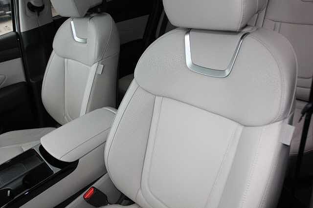 Hyundai TUCSON 1.6T 150 Ultimate 5dr DCT White