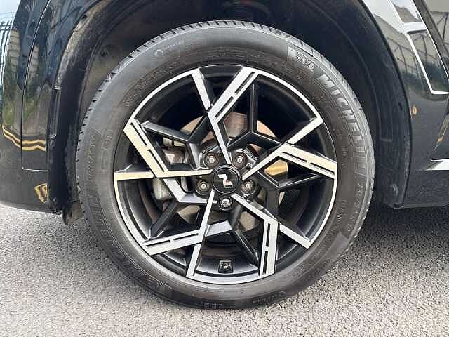 Hyundai TUCSON 1.6T 48V MHD N Line 5dr DCT Black