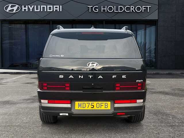 Hyundai SANTA FE 1.6 TGDi Plug-in Hybrid Premium 5dr 4WD Auto Black