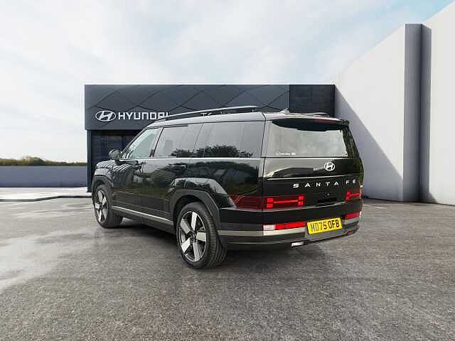 Hyundai SANTA FE 1.6 TGDi Plug-in Hybrid Premium 5dr 4WD Auto Black