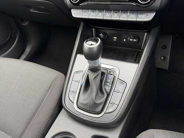 Hyundai KONA 1.6h-GDi Hybrid Premium 5dr Automatic