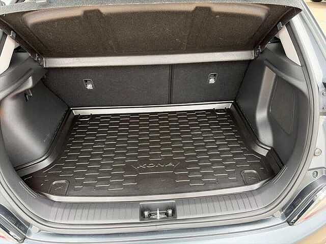 Hyundai KONA 1.6h-GDi Hybrid Premium 5dr Automatic
