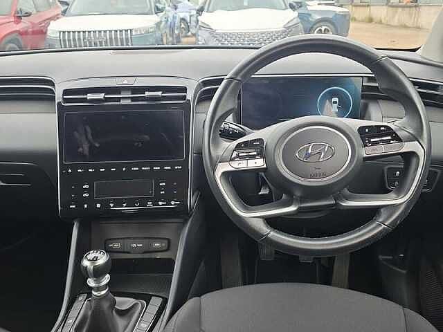 Hyundai TUCSON 1.6T-GDi Se Connect 5dr Red