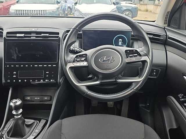 Hyundai TUCSON 1.6T-GDi Se Connect 5dr Red