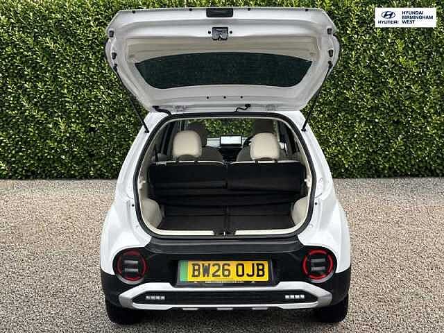 Hyundai INSTER Long Range 49kWh 02 SUV 5dr Electric Auto (115 ps) White