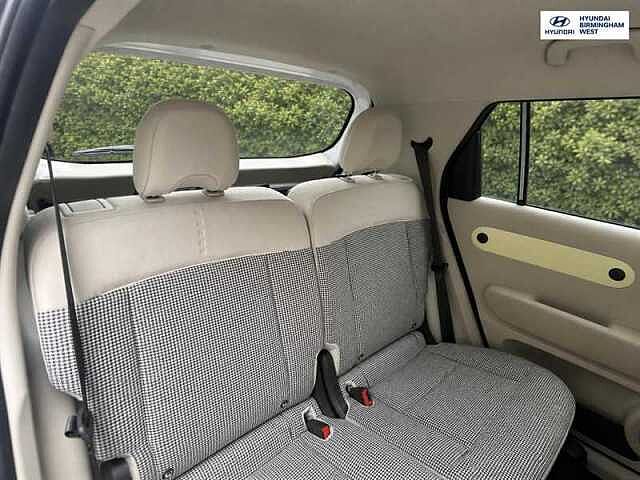 Hyundai INSTER Long Range 49kWh 02 SUV 5dr Electric Auto (115 ps) White