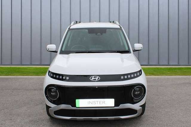Hyundai INSTER Long Range 49kWh 02 Auto 5dr White