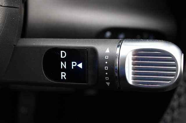 Hyundai INSTER Long Range 49kWh 02 Auto 5dr White