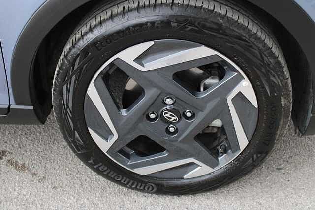 Hyundai BAYON 1.0 T-GDi Tech Line DCT Euro 6 (s/s) 5dr Blue