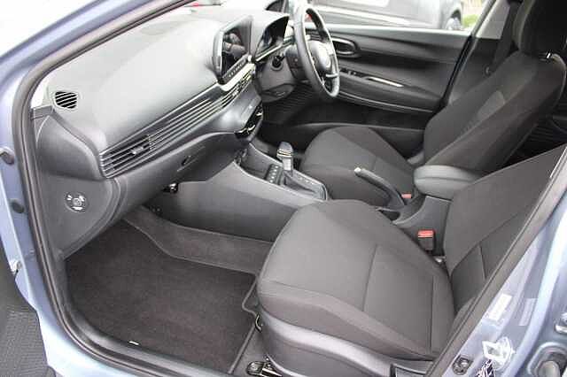 Hyundai BAYON 1.0 T-GDi Tech Line DCT Euro 6 (s/s) 5dr Blue