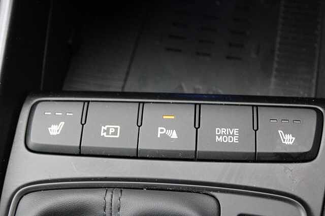 Hyundai BAYON 1.0 T-GDi Tech Line DCT Euro 6 (s/s) 5dr Blue