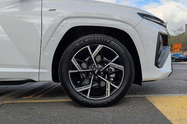 Hyundai TUCSON 1.6T Hybrid N Line S 5dr Auto White