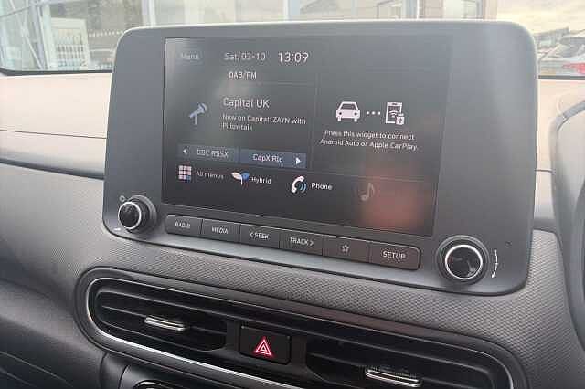 Hyundai KONA 1.6 GDi Hybrid SE Connect 5dr DCT White
