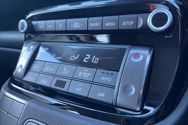 Hyundai INSTER 85kW 01 49kWh 5dr Auto Black