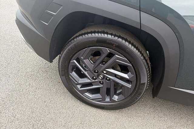 Hyundai TUCSON 1.6T Hybrid Black Line SUV 5dr Petrol Hybrid Auto Euro 6 (s/s) (239 ps) Green