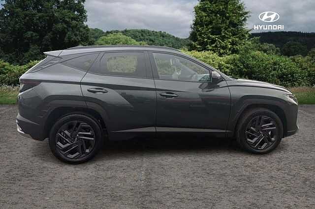 Hyundai TUCSON 1.6T Hybrid Black Line SUV 5dr Petrol Hybrid Auto Euro 6 (s/s) (239 ps) Green