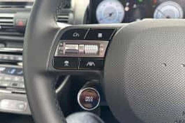 Hyundai INSTER 01 Black