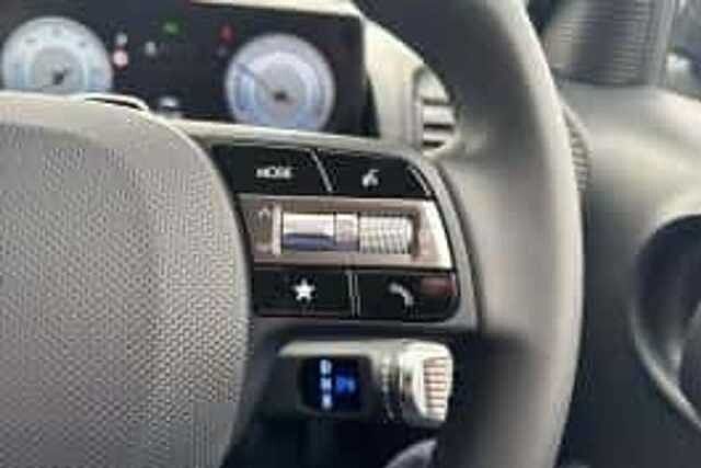 Hyundai INSTER 01 Black