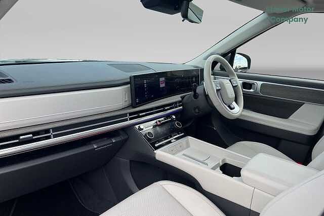 Hyundai SANTA FE 1.6 TGDi 239 Hybrid Ultimate 5dr 4WD Auto Grey