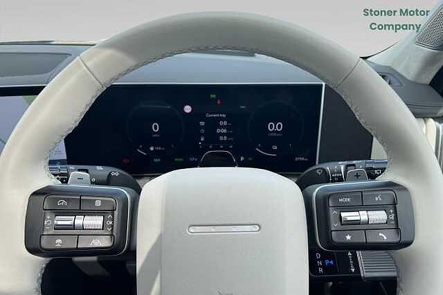 Hyundai SANTA FE 1.6 TGDi 239 Hybrid Ultimate 5dr 4WD Auto Grey