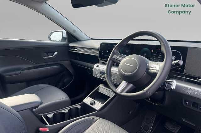 Hyundai KONA 1.6 Hybrid 138 Ultimate 5dr DCT White