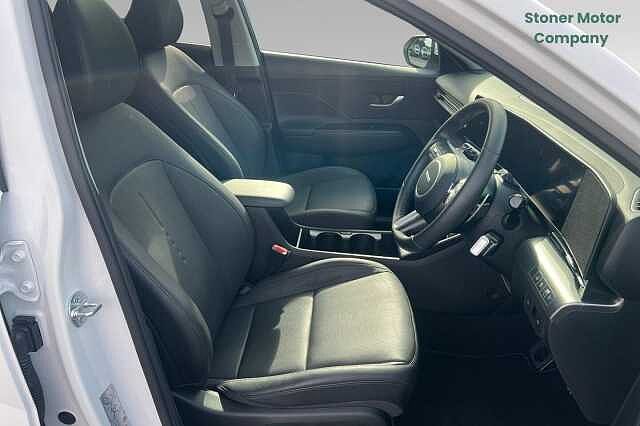 Hyundai KONA 1.6 Hybrid 138 Ultimate 5dr DCT White