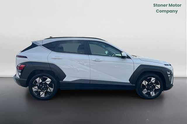 Hyundai KONA 1.6 Hybrid 138 Ultimate 5dr DCT White