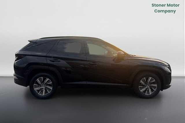 Hyundai TUCSON 1.6 TGDi SE Connect 5dr 2WD Black