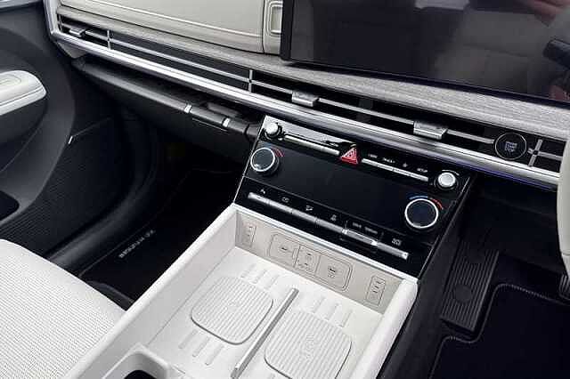 Hyundai SANTA FE 1.6 T-GDi 13.8kWh Ultimate SUV 5dr Petrol Plug-in Hybrid Auto 4WD Euro 6 (s/s) ( Silver
