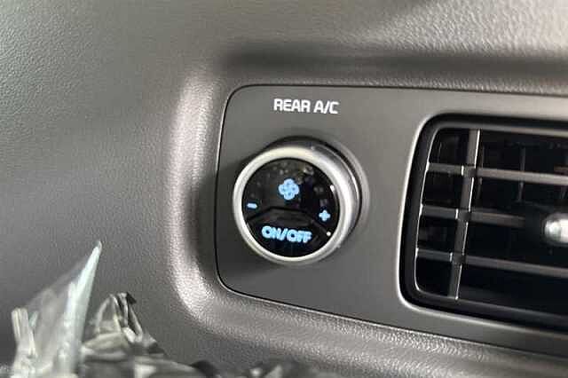 Hyundai SANTA FE 1.6 T-GDi 13.8kWh Ultimate SUV 5dr Petrol Plug-in Hybrid Auto 4WD Euro 6 (s/s) ( Silver