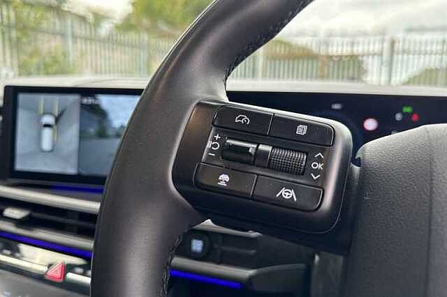 Hyundai SANTA FE 1.6 T-GDi 13.8kWh Calligraphy SUV 5dr Petrol Plug-in Hybrid Auto 4WD Euro 6 (s/s Silver