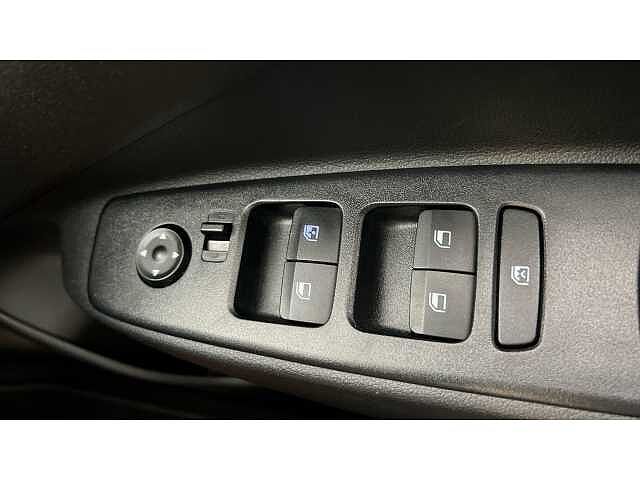 Hyundai I10 1.0 Advance 5dr Auto Blue