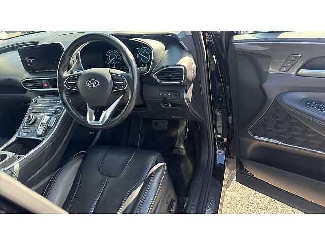 Hyundai SANTA FE SANTA FE 1.6 TGDi Hybrid Ultimate 5dr 4WD Auto BLACK