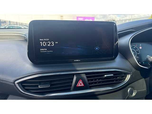 Hyundai SANTA FE SANTA FE 1.6 TGDi Hybrid Ultimate 5dr 4WD Auto BLACK