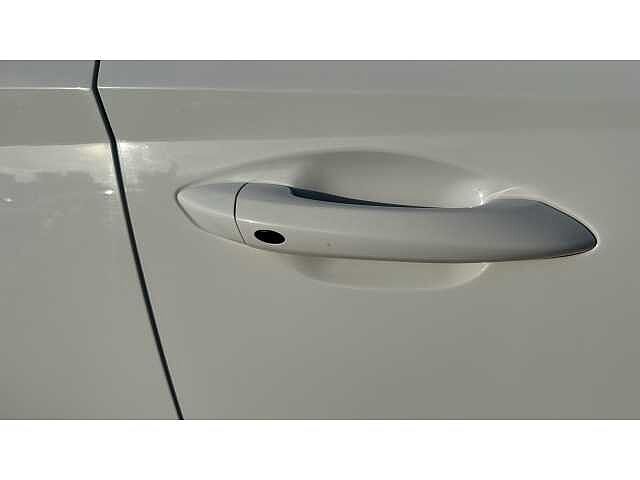 Hyundai TUCSON TUCSON 1.6 TGDi Hybrid 230 Ultimate 5dr 2WD Auto White