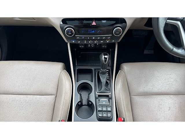 Hyundai TUCSON TUCSON 1.6 TGDi 177 Premium SE 5dr 2WD DCT Red