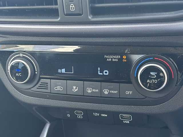 Hyundai i10 Premium 1.2 MPi (84ps)